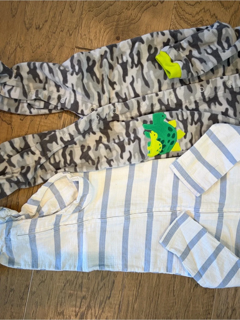 Baby Cotton Footed sleepers - quantity 22